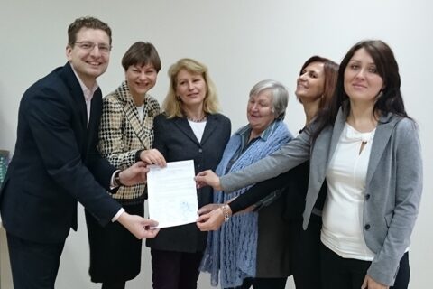 Įsteigta nauja žurnalistų darbą prižiūrėsianti asociacija ir etikos komisija