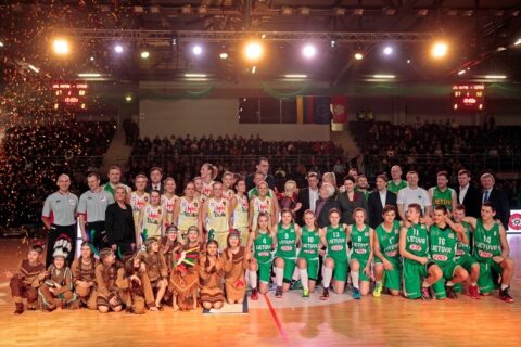 „Visų žvaigždžių“ mače triumfavo LMKL rinktinė