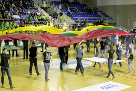 Sportiškiausios gimnazijos titulas atiteko šapokiukams
