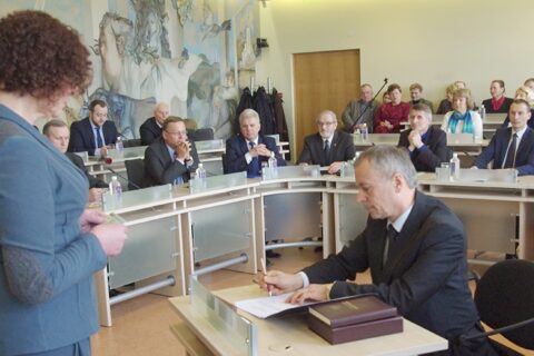 VRK svarsto V. Jasiūno mandato teisėtumą