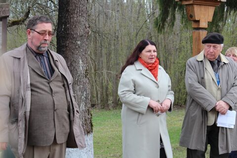 Utenos literatai susitiko „pre pečiuka“