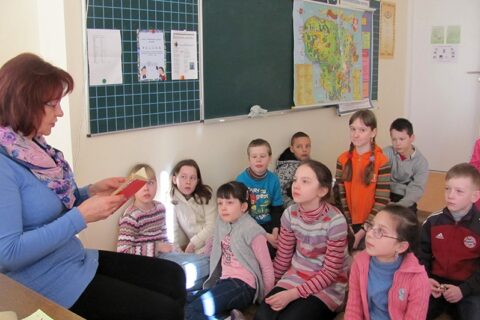 Projektas „Ir knyga mane augina“