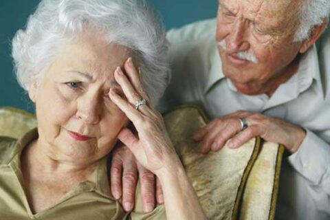 Alzheimerio liga kankina ir jaunesnius žmones