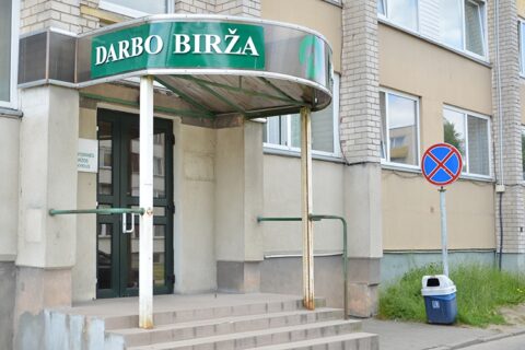 Praėjusį mėnesį – 217 laisvų darbo vietų