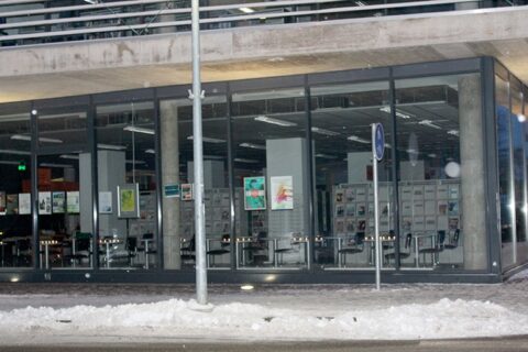 Languose sužibo žvakutės Laisvės gynėjams