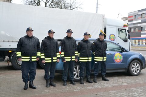 Ugniagesiai į Graikiją išgabeno tarptautinės pagalbos siuntą