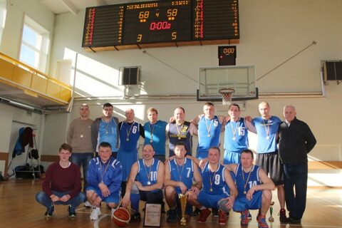 Antroje rajono krepšinio lygoje