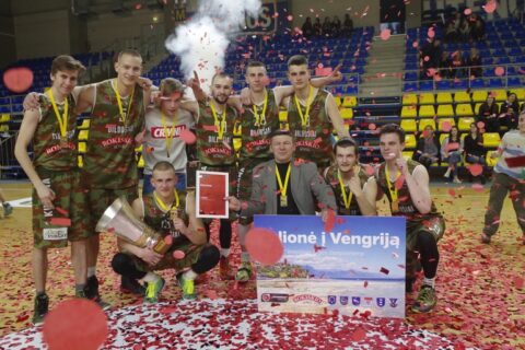 Utenos areną drebino jaunosios krepšinio žvaigždės