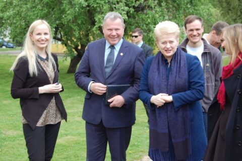 Prezidentė Dalia Grybauskaitė aplankė Anykščių rajono šeimyną