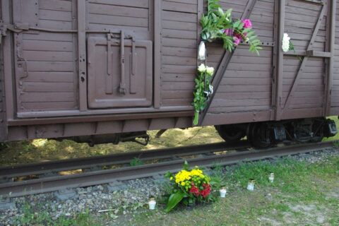 Birželio 14-ą bus prisiminti tremtiniai