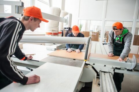 Prasidėjo priėmimas į profesines mokyklas