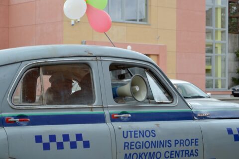 Specialybių populiarumo viršūnėje – automobilių mechanikai