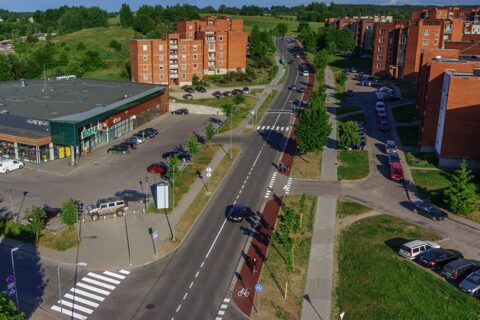 Anykščių gatvėse – stilingi spalviniai sprendimai