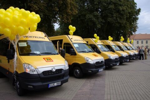 Nuo rugsėjo įsigalioja nauja mokinių vežimo mokykliniais autobusais tvarka
