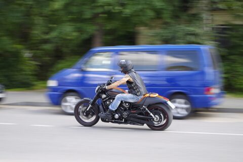 Motociklininkų prezidentas kviečia vairuoti saugiai