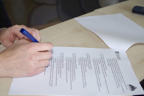 Konstitucijos egzaminas Utenoje: dalyvių mažiau nei komisijos narių