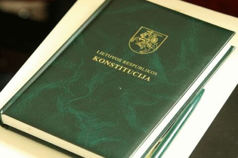 Pirmojo Konstitucijos egzamino laimėtojai juo tebesidomi ir šiandien