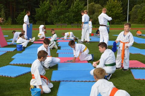 Klubo „Danas“ sportininkai mokosi ne tik karatė meistriškumo