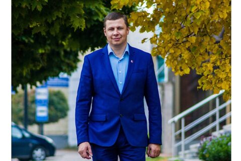 Už politinę valią ir principingą požiūrį