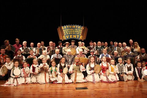 Peterburgo armonikos išgyvena renesansą, arba ketvirto festivalio atgarsiai