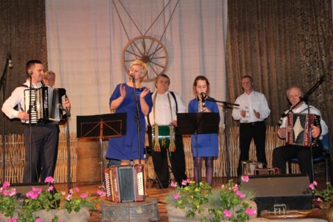 Kuktiškėse nuskambėjo 14-oji „Grok, armonika“