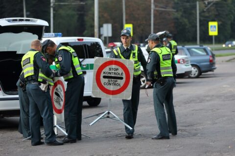 Policija praneša apie reidus lapkričio mėnesį