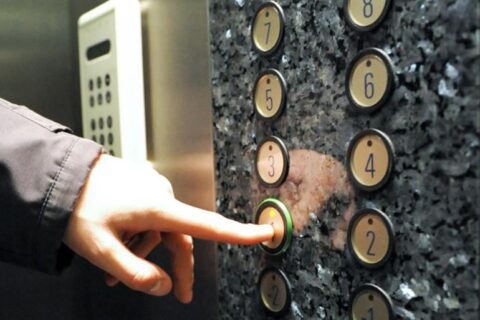 Siūloma nustatyti išimtį dėl apmokėjimo už liftą pirmojo aukšto gyventojams