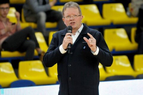 Krepšinio mėgėjai remia prostatos vėžio tyrimus Utenos mieste