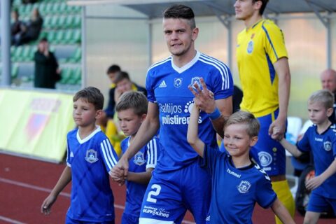 Utenoje sužibės ne tik futbolo žvaigždės