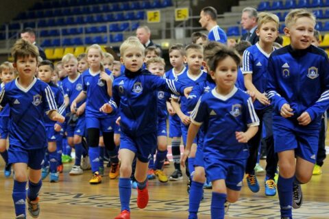 Sezonas užbaigtas spalvinga švente