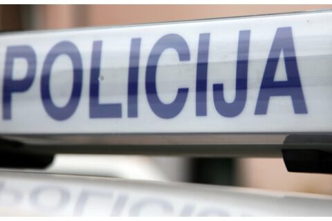 Naujametinis savaitgalis: žūtis kelyje, vagystės, gaisras…