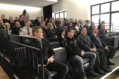 Tarp atspariausių korupcijai policijos pareigūnų – ir uteniškis