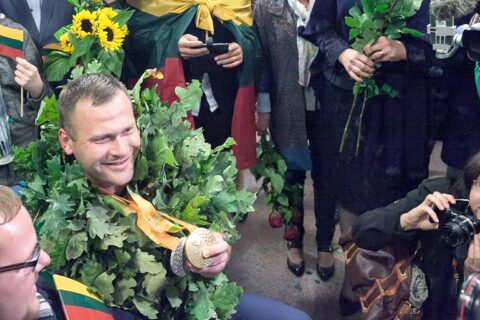 Neįgaliems sportininkams – didesnė valstybės parama