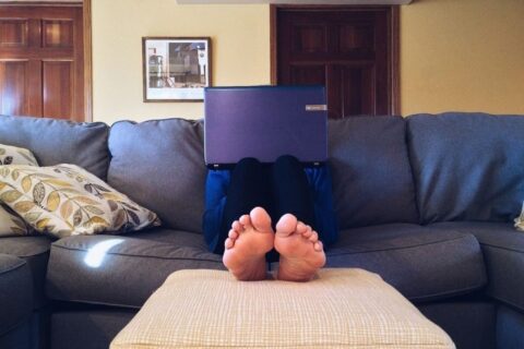 Į dienos šviesą traukiami „sofos“ ūkininkai