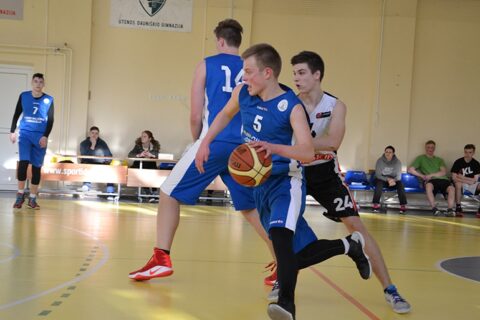 Utenos Dauniškio gimnazijos krepšininkai tapo čempionais