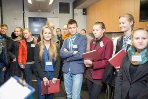 Ketvirtadienį diskutuos apie planuojamą mokslo metų ilginimą