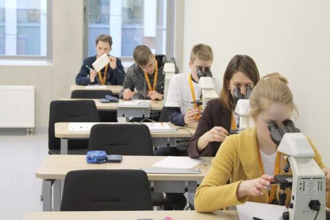 Paskelbti Lietuvos mokinių biologijos olimpiados nugalėtojai