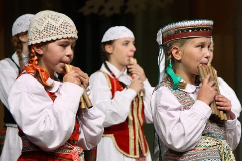 Utenoje – skudutininkų, ragų ir daudyčių pūtėjų festivalis „Dudutis“