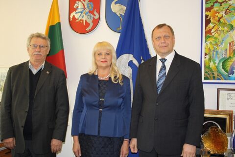 Visagine lankėsi ambasadorius A. Korolis