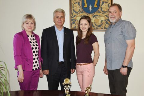 Uteniškės sėkmė tarptautiniame jaunųjų atlikėjų konkurse