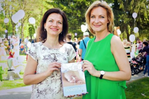 Išleista pirmoji lietuviška knyga „neišnešiotukų“ tėvams