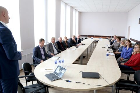Miškingiausiuose Utenos rajonuose ESO investuos per 11 mln. eurų, diegs automatizavimą