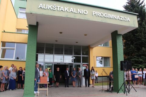 Visiems rajono mokyklų penktokams – po išmaniąją dovaną