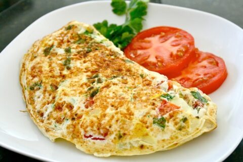 Omletas su pomidorais ir cukinija