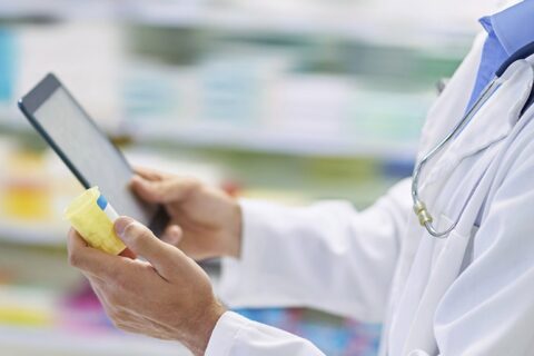 Farmacijos sektoriaus laukia net trys naujovės – pokytį pajus visi žmonės