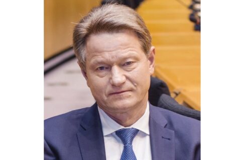 R. Paksas. Bauginami grėsmėmis iš Rytų, net nepastebėsime, kada Vakarai užims Lietuvą