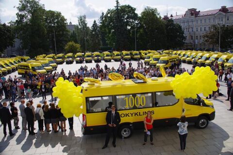 Rugsėjo 1-osios dovana: geltonieji autobusiukai