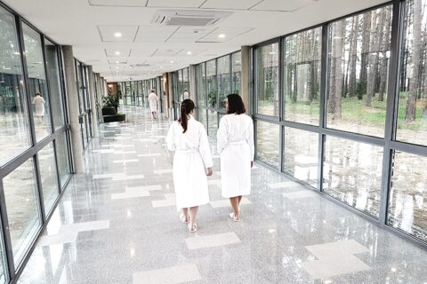 Atraskite atsinaujinusią „Eglės sanatoriją“
