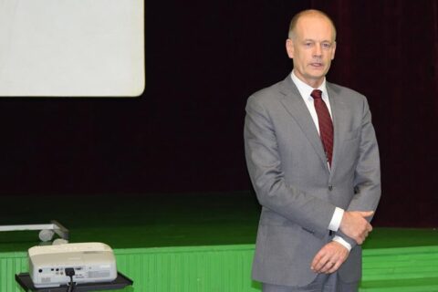 Utenos kolegijoje lankėsi svečiai iš ministerijos