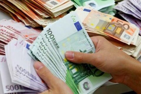 Buvę Lietuvos pašto vadovai galimai iššvaistė 3,7 mln. eurų